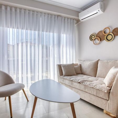 Avgi - Premium Acropolis View - Family Bedroom เอเธนส์ ภายนอก รูปภาพ